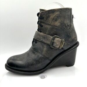 BED STU Rustic Wedge Ankle Boots Womens 6.5 Teak Two Tone Leather Buckle Western